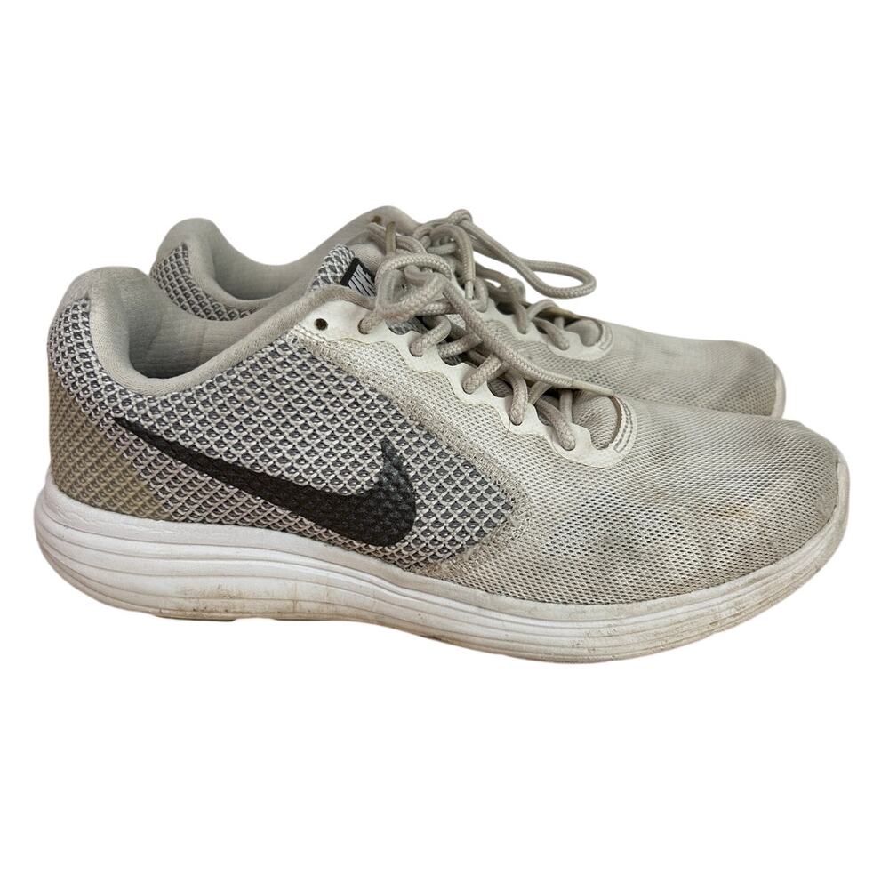 Women’s Nike Revolution 3 White Grey Running Shoes / WOMENS US 7 / 819303-100